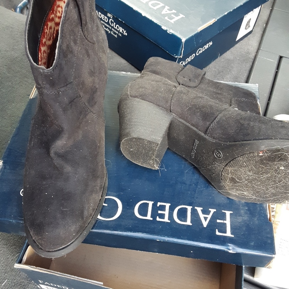 Faded Glory boots